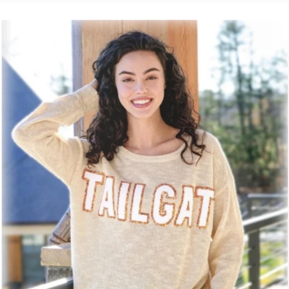 Simply Southern Small Tailgate Ivory Crew Neck Sweater Brand New